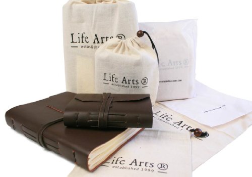 Indra Braun Handgemachtes Notizbuch aus Leder, Seiten aus 100% Baumwolle, inklusive Geschenktasche a (9cm x 13cm) ArtNr 05360 -